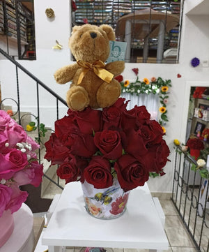 Rosas y peluche