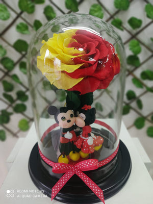 MICKEY Y MINNIE CON ROSA BICOLOR EN URNA XL